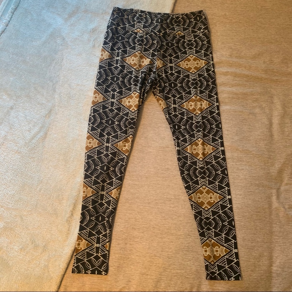 Black and Brown LuLaRoe Leggings